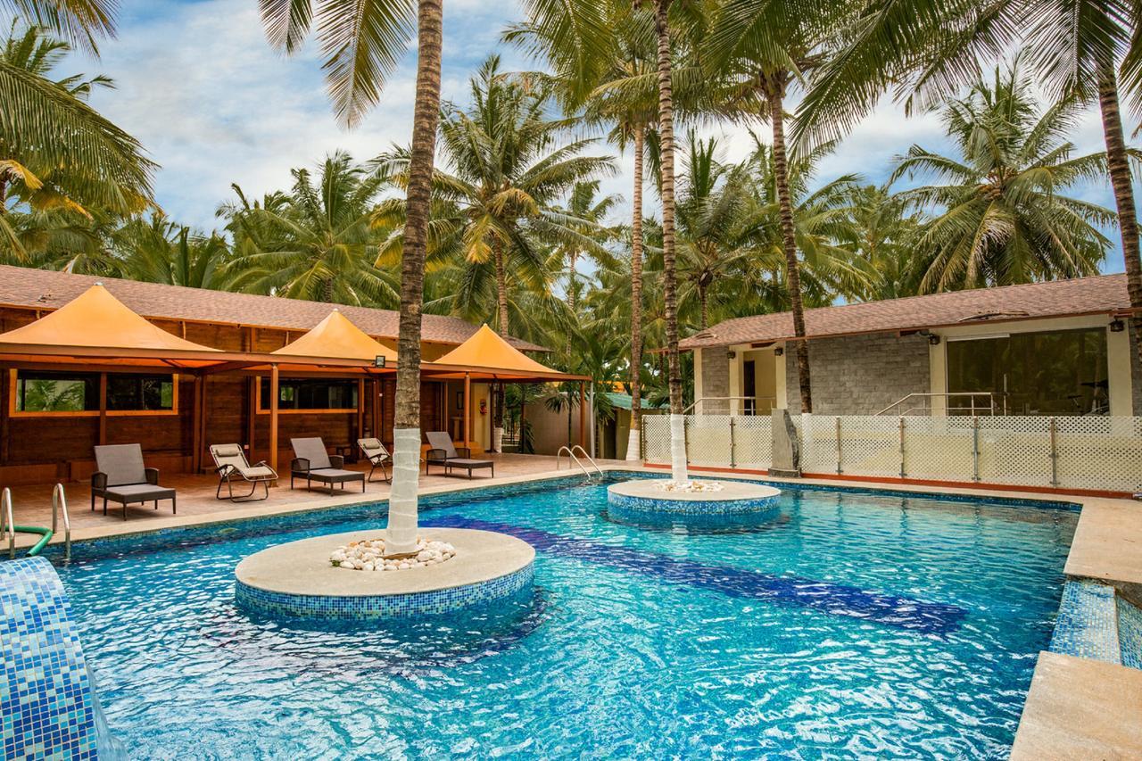 Sterling Anaikatti Hotel Varagampadi Exterior foto