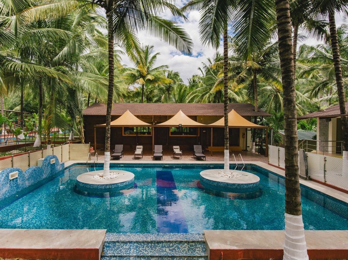 Sterling Anaikatti Hotel Varagampadi Exterior foto
