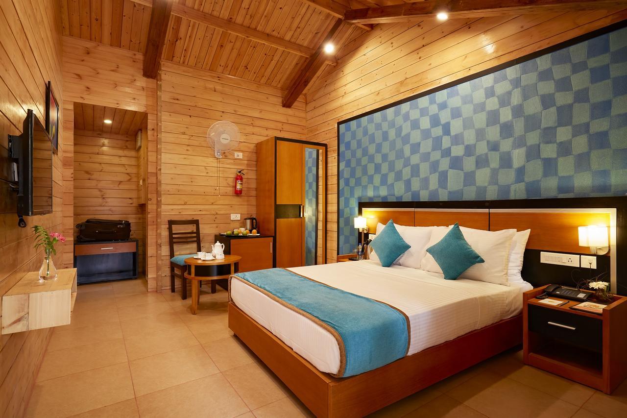 Sterling Anaikatti Hotel Varagampadi Exterior foto
